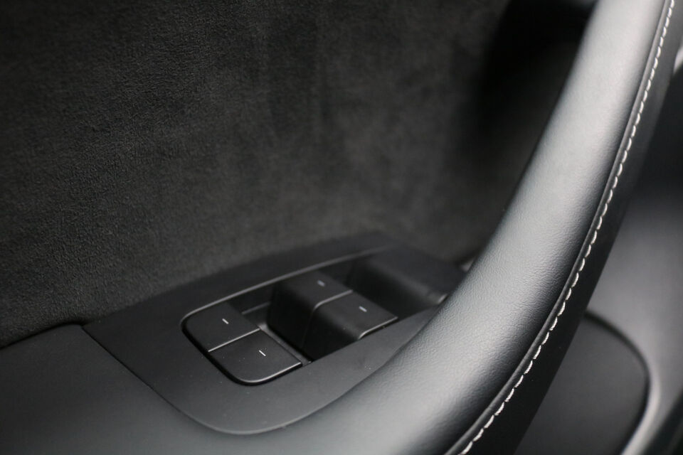 Tesla Hearse 3 Long Range AWD Dual Motor Begrafeniswagen (Nieuw)