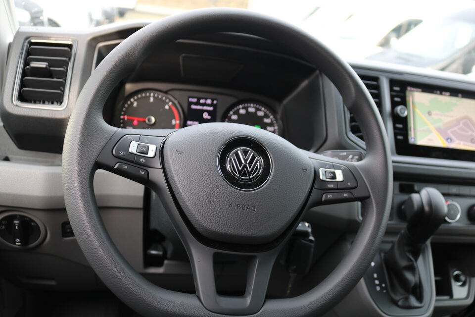 VW-Bedrijfswagens Crafter 2.0 TDI 140pk L3 H3 Automaat Airco Navigatie Apple Carplay Camera