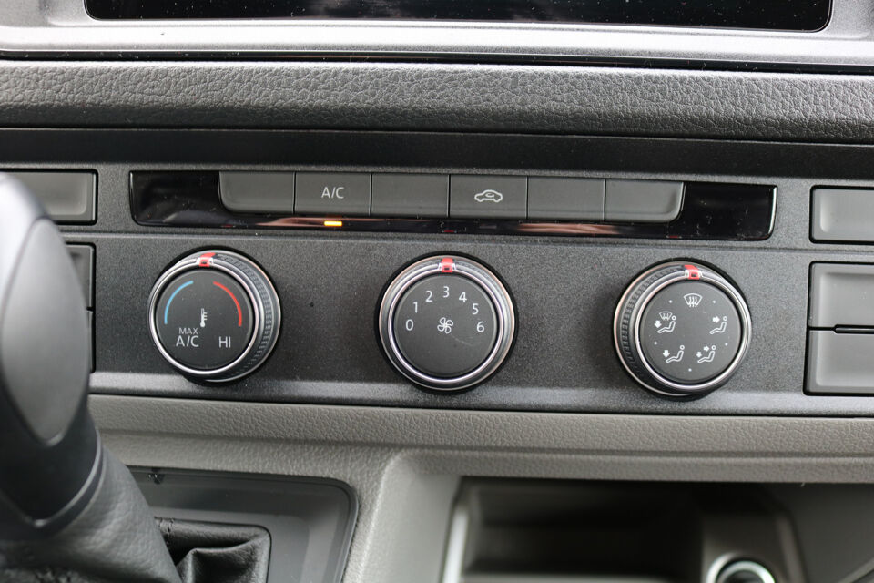 VW-Bedrijfswagens Crafter 2.0 TDI 140pk L3 H3 Automaat Airco Navigatie Apple Carplay Camera