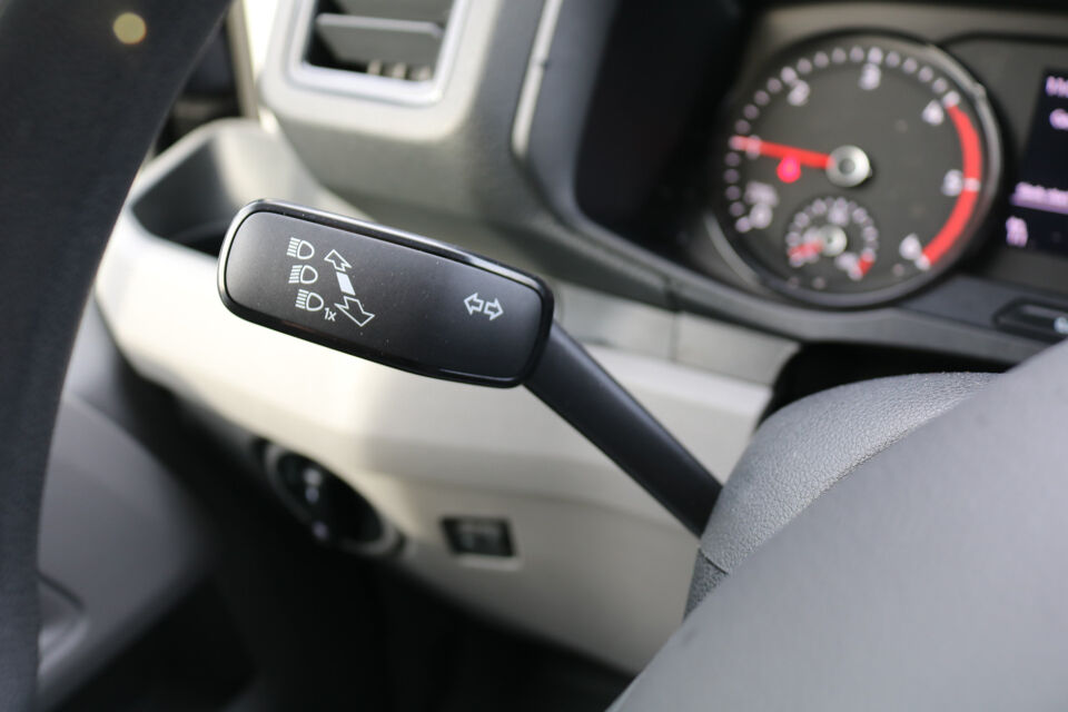 VW-Bedrijfswagens Crafter 2.0 TDI 140pk L3 H3 Automaat Airco Navigatie Apple Carplay Camera