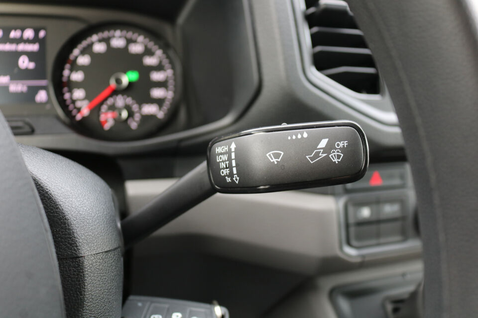 VW-Bedrijfswagens Crafter 2.0 TDI 140pk L3 H3 Automaat Airco Navigatie Apple Carplay Camera
