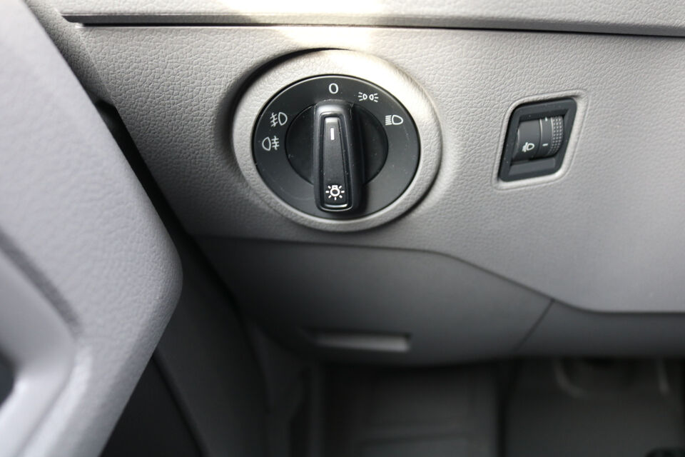 VW-Bedrijfswagens Crafter 2.0 TDI 140pk L3 H3 Automaat Airco Navigatie Apple Carplay Camera