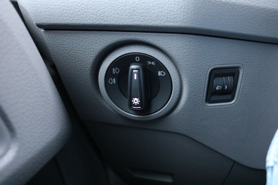 VW-Bedrijfswagens Crafter 2.0 TDI 140pk L3 H3 Automaat Airco Navigatie Apple Carplay Camera