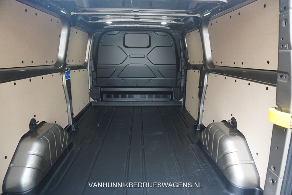 Ford Transit Custom 300L Active 130PK BPM VRIJ!!