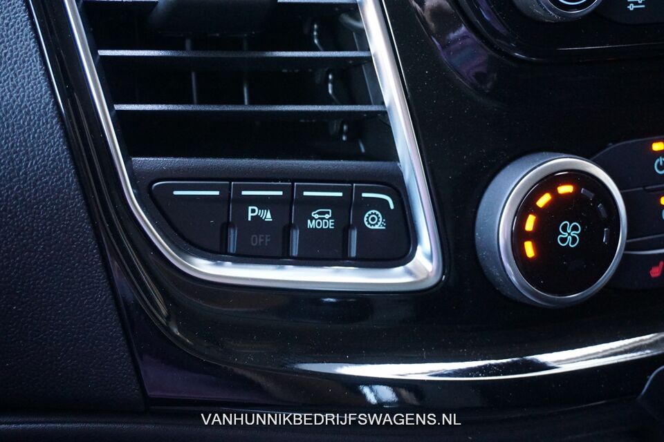 Ford Transit Custom 300L Active 130PK BPM VRIJ!!