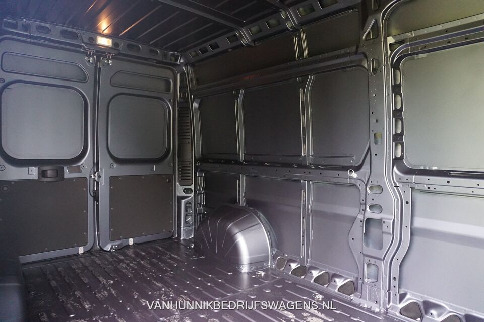 Opel Movano 3500 Heavy 2.2 165PK L3H2 BPM VRIJ!!