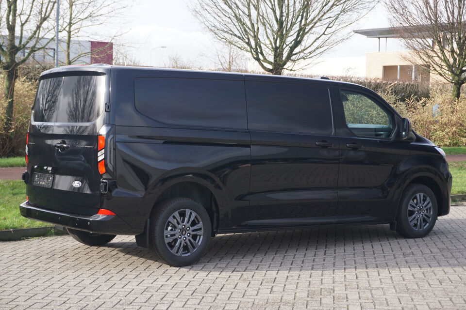 Ford Transit Custom 300L 170PK Limited AUT BPM VRIJ!!