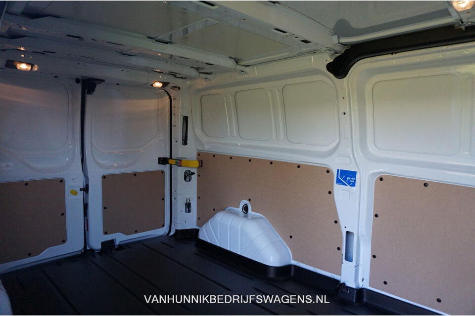 Ford Transit Custom 300L 130 PK Trend DEMO Auto BPM VRIJ!!