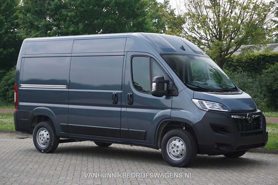 Opel Movano 3500 2.2 CDTI 140PK L2H2 BPM VRIJ!!
