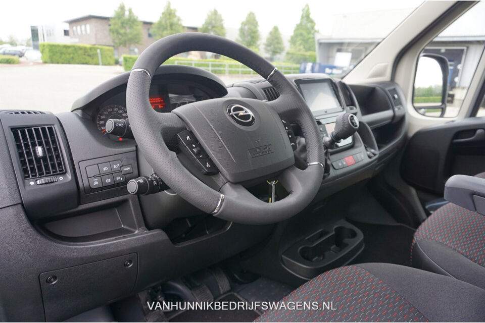 Opel Movano 3500 2.2 CDTI 140PK L2H2 BPM VRIJ!!