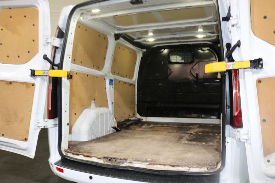 Ford Transit Custom 2.2 TDCI 155pk Sport Airco Navigatie