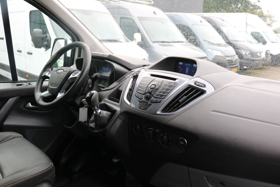 Ford Transit Custom 2.2 TDCI 155pk Sport Airco Navigatie