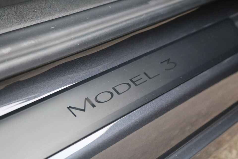 Tesla Hearse 3 Long Range AWD Dual Motor Begrafeniswagen (Nieuw)