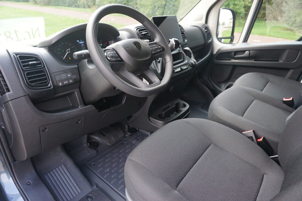 Peugeot Boxer 35+ Heavy 2.2HDI 180PK EAT8 Automaat L3H2 BPM VRIJ!!