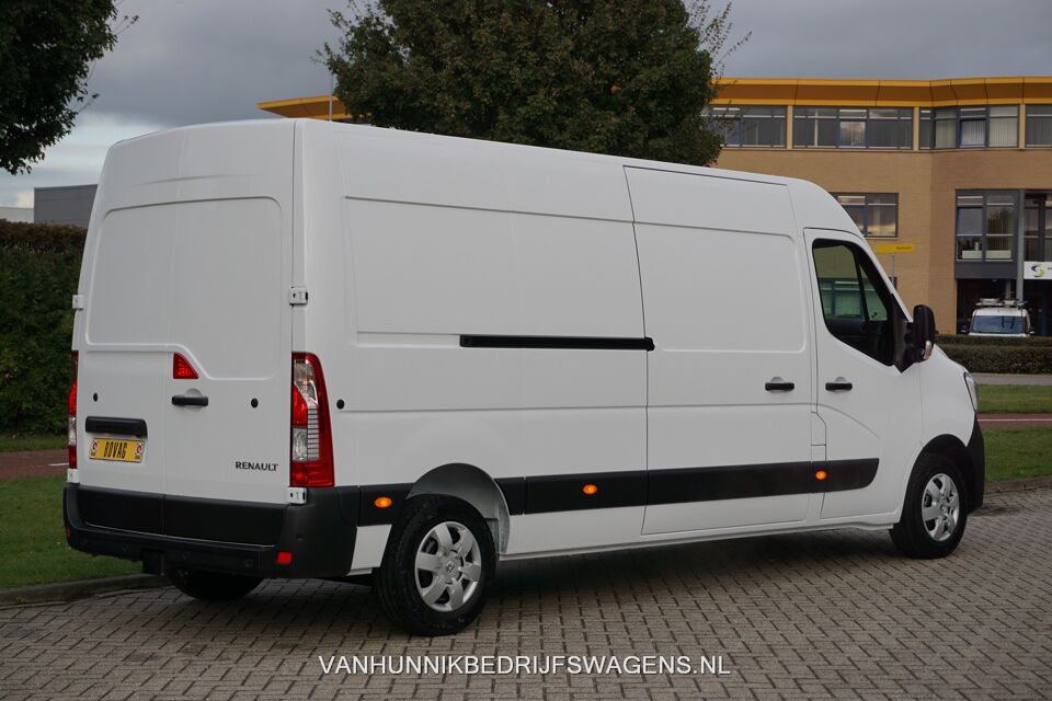 Renault Master T35 2.3 150PK L3H2 BPM VRIJ!!