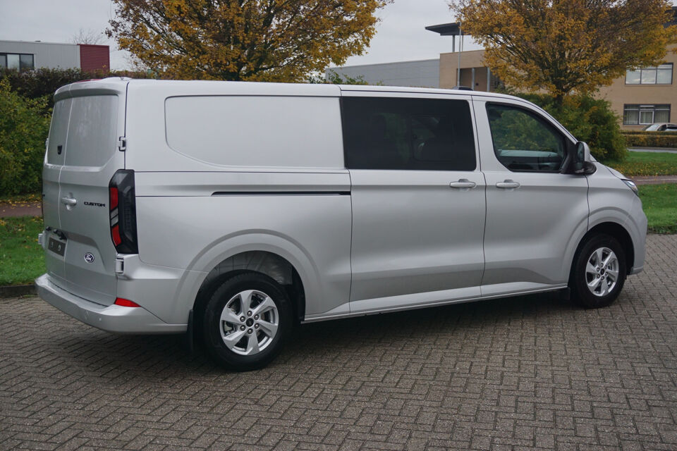 Ford Transit Custom 300L 170PK DC Limited AUT BPM VRIJ!!