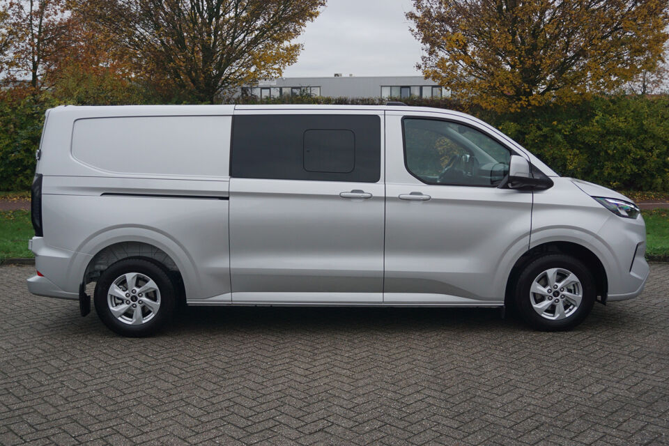 Ford Transit Custom 300L 170PK DC Limited AUT BPM VRIJ!!