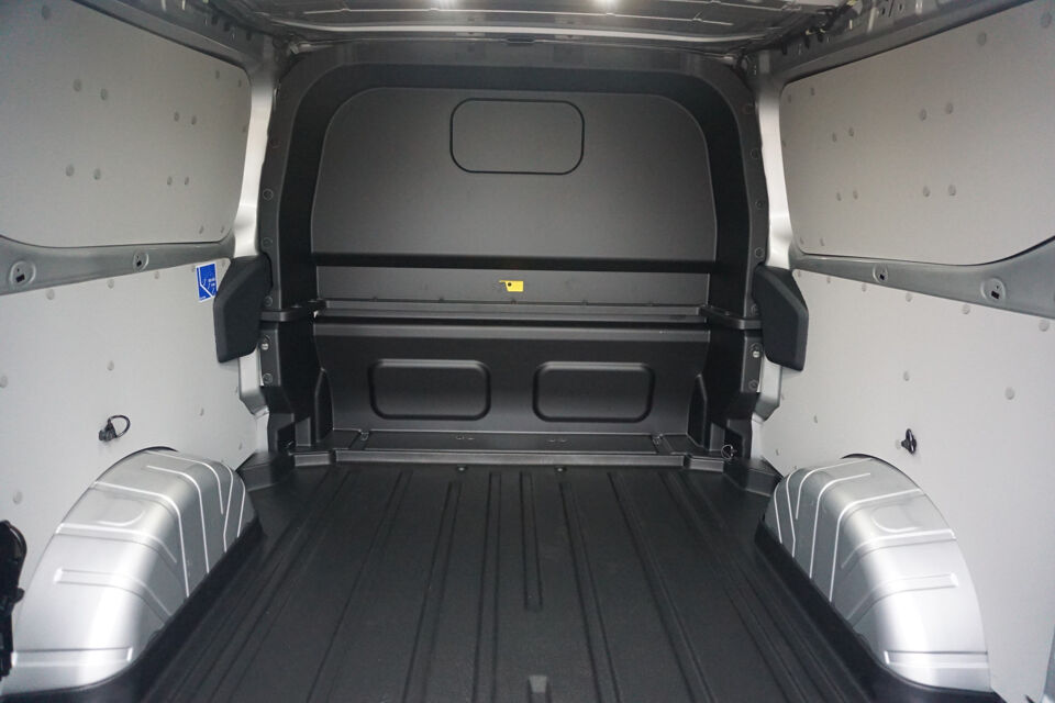 Ford Transit Custom 300L 170PK DC Limited AUT BPM VRIJ!!