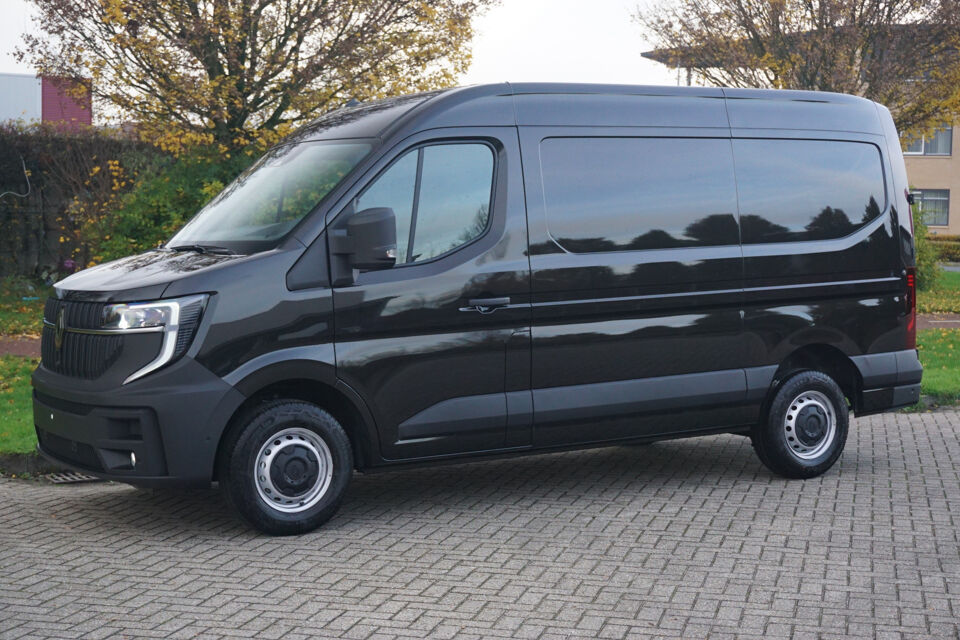 Renault Master T35 170PK L2H2 BPM VRIJ!!