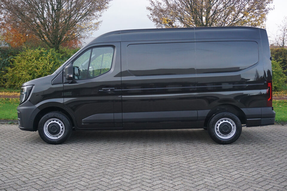 Renault Master T35 170PK L2H2 BPM VRIJ!!