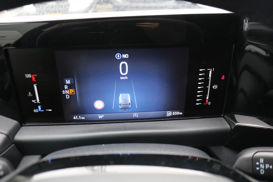 Ford Transit Custom 2.0 TDci L2 H1 DC Limited Automaat Airco Navigatie Camera (360Gr)