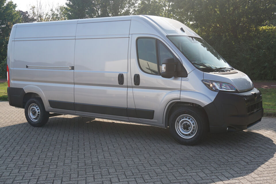 Peugeot Boxer 35+ Heavy 2.2HDI 180PK EAT8 Automaat L3H2 BPM VRIJ!!