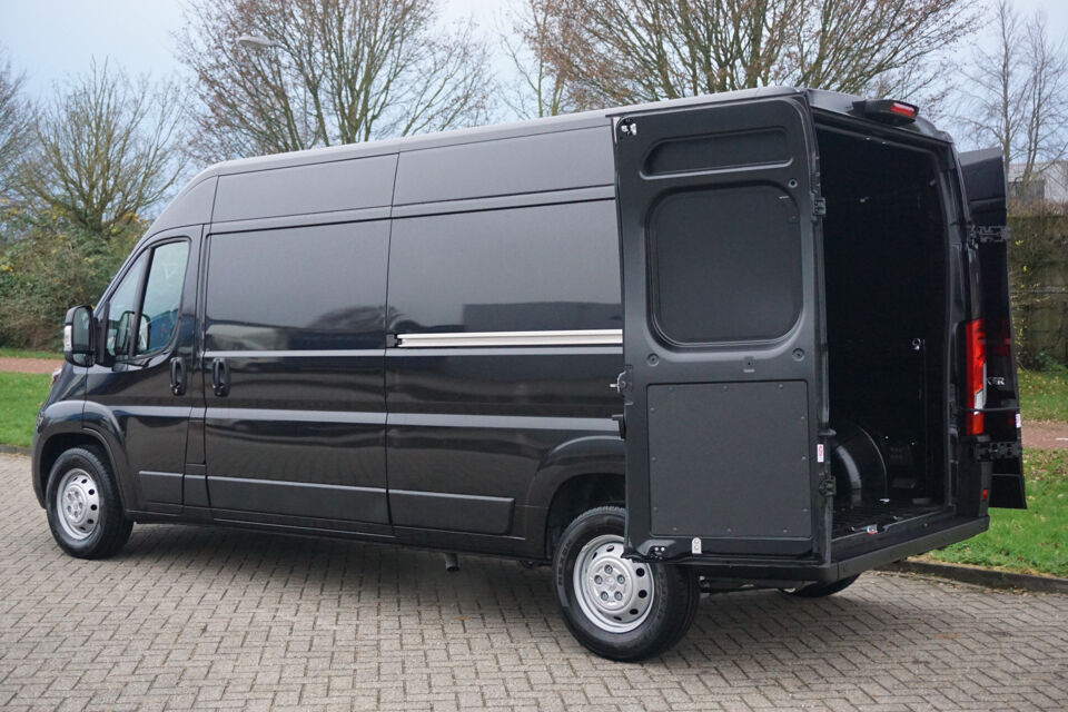 Peugeot Boxer 35 Heavy 2.2 140PK L3H2 BPM VRIJ!!