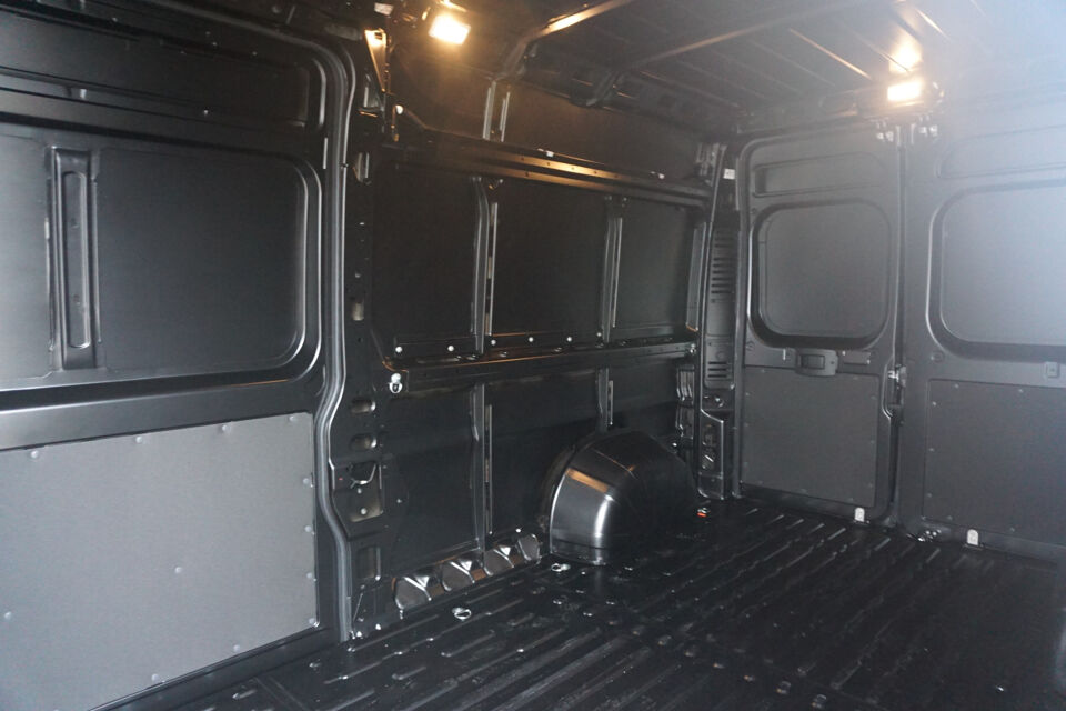 Peugeot Boxer 35 Heavy 2.2 140PK L3H2 BPM VRIJ!!
