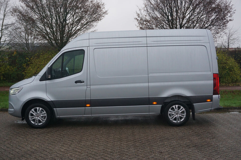 Mercedes-Benz Sprinter 319CDI Select L2H2 BPM VRIJ!!