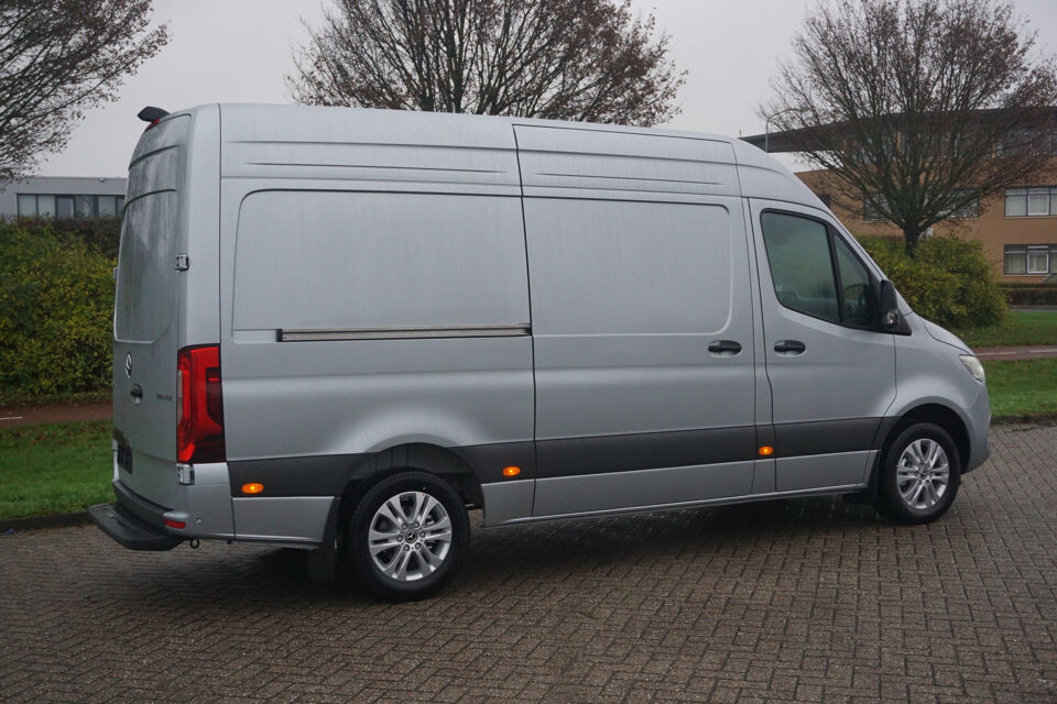 Mercedes-Benz Sprinter 319CDI Select L2H2 BPM VRIJ!!