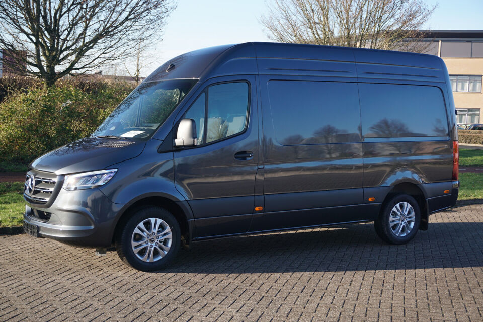 Mercedes-Benz Sprinter 319CDI Select L2H2 BPM VRIJ