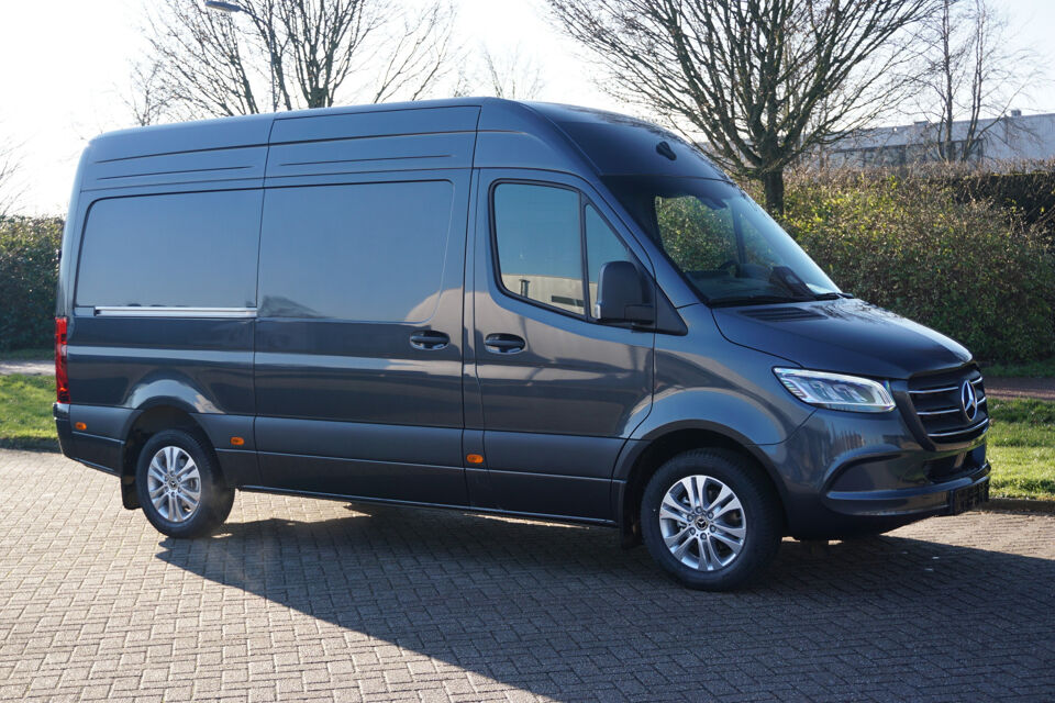Mercedes-Benz Sprinter 319CDI Select L2H2 BPM VRIJ