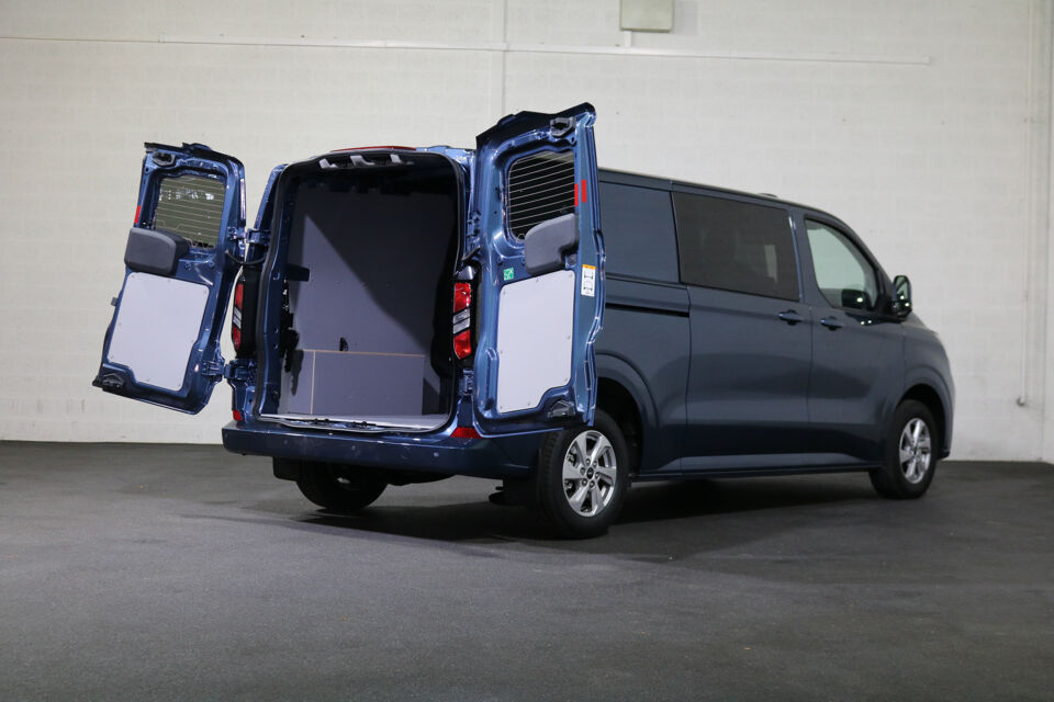 Ford Transit Custom 2.0 TDci L2 H1 DC Limited Automaat Airco Navigatie Camera (360Gr)