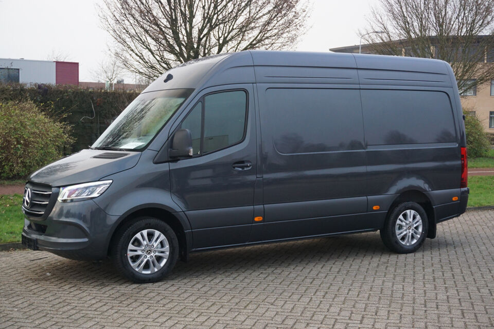 Mercedes-Benz Sprinter 319CDI Select L2H2 BPM VRIJ!!