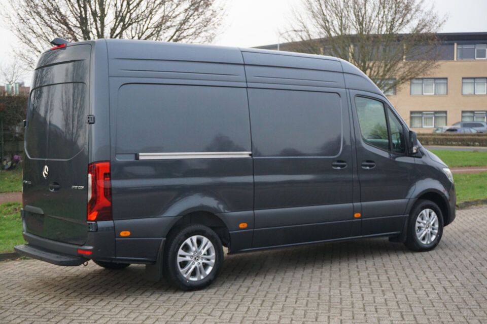 Mercedes-Benz Sprinter 319CDI Select L2H2 BPM VRIJ!!