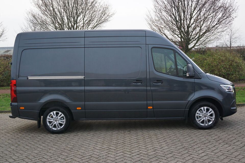 Mercedes-Benz Sprinter 319CDI Select L2H2 BPM VRIJ!!