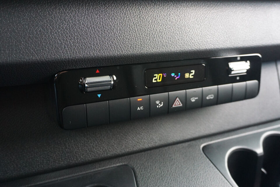 Mercedes-Benz Sprinter 319CDI Select L2H2 BPM VRIJ!!