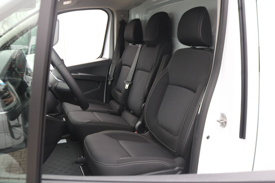 Renault Trafic 2.0 dCi 170pk L2 H1 Automaat Airco Navigatie Camera Trekhaak