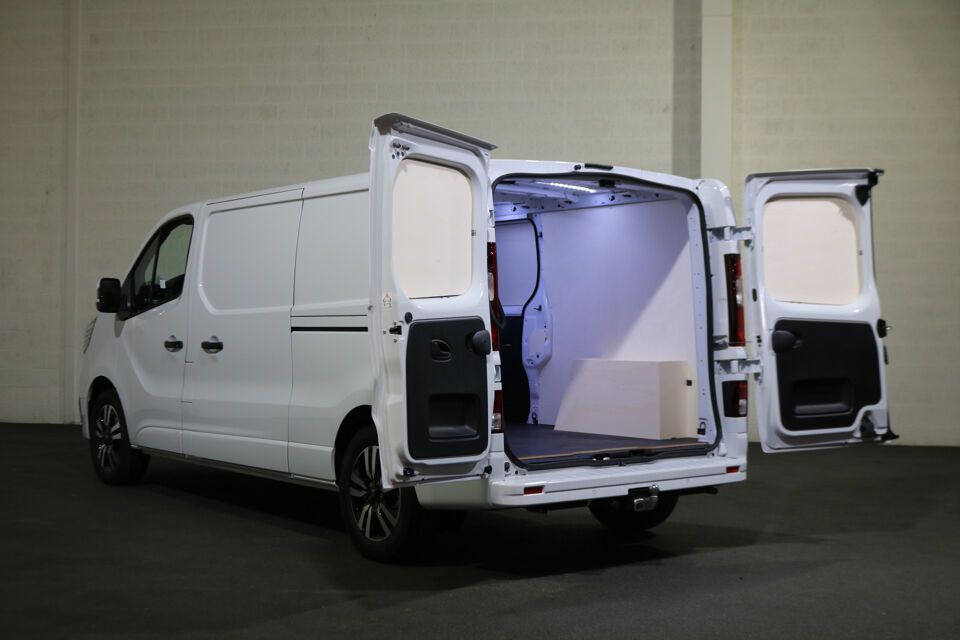 Renault Trafic 2.0 dCi 170pk L2 H1 Automaat Airco Navigatie Camera Trekhaak