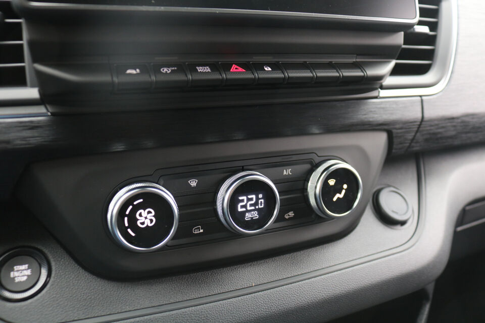 Renault Trafic 2.0 dCi 170pk L2 H1 Automaat Airco Navigatie Camera Trekhaak
