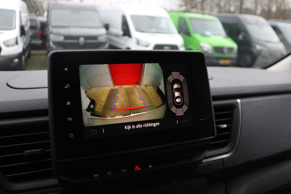 Renault Trafic 2.0 dCi 170pk L2 H1 Automaat Airco Navigatie Camera Trekhaak