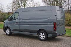 Renault Master T35 2.0 150PK Extra L2H2 BPM VRIJ!!