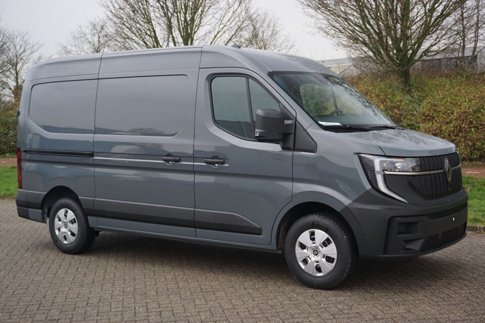 Renault Master T35 2.0 150PK Extra L2H2 BPM VRIJ!!