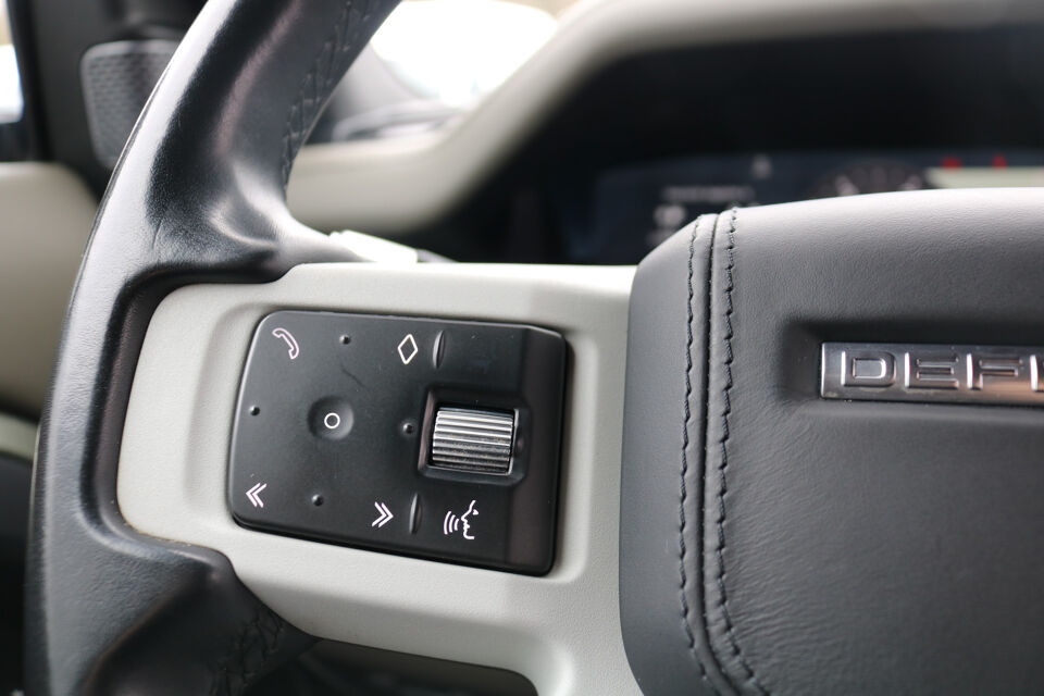 Land Rover Defender 3.0 D300 110 MHEV S Grijs Kenteken BPM Vrij