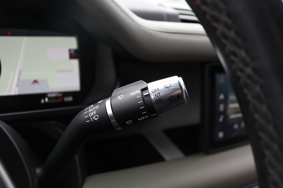 Land Rover Defender 3.0 D300 110 MHEV S Grijs Kenteken BPM Vrij