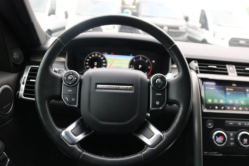 Land Rover Discovery 3.0 Td6 HSE Black Line Grijs Kenteken BPM vrij