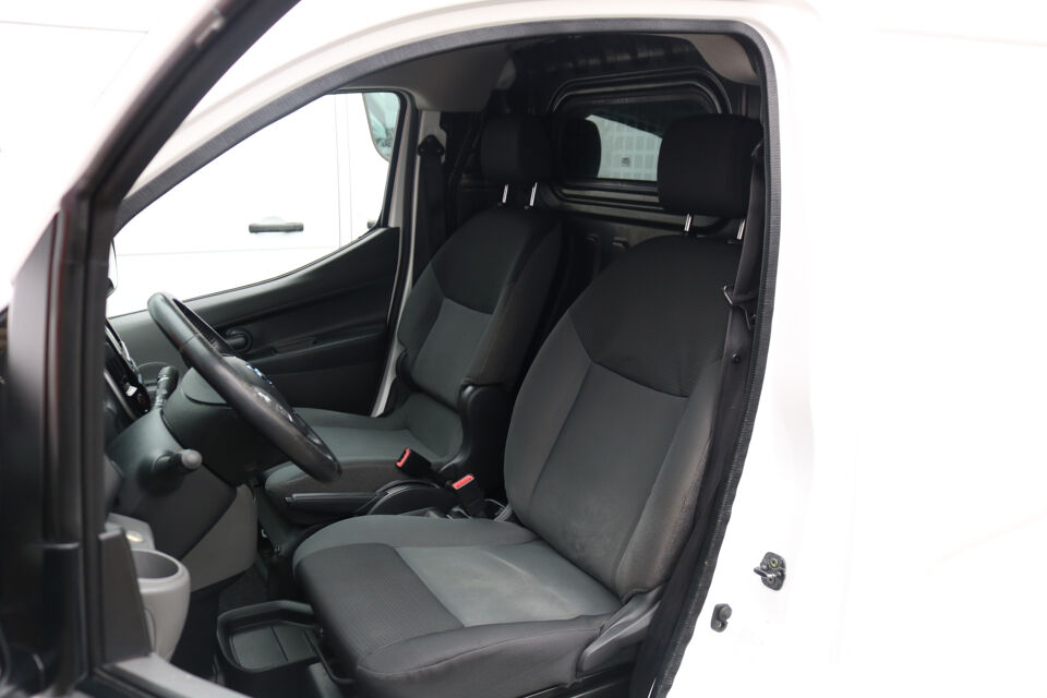 Nissan E-NV200 Business