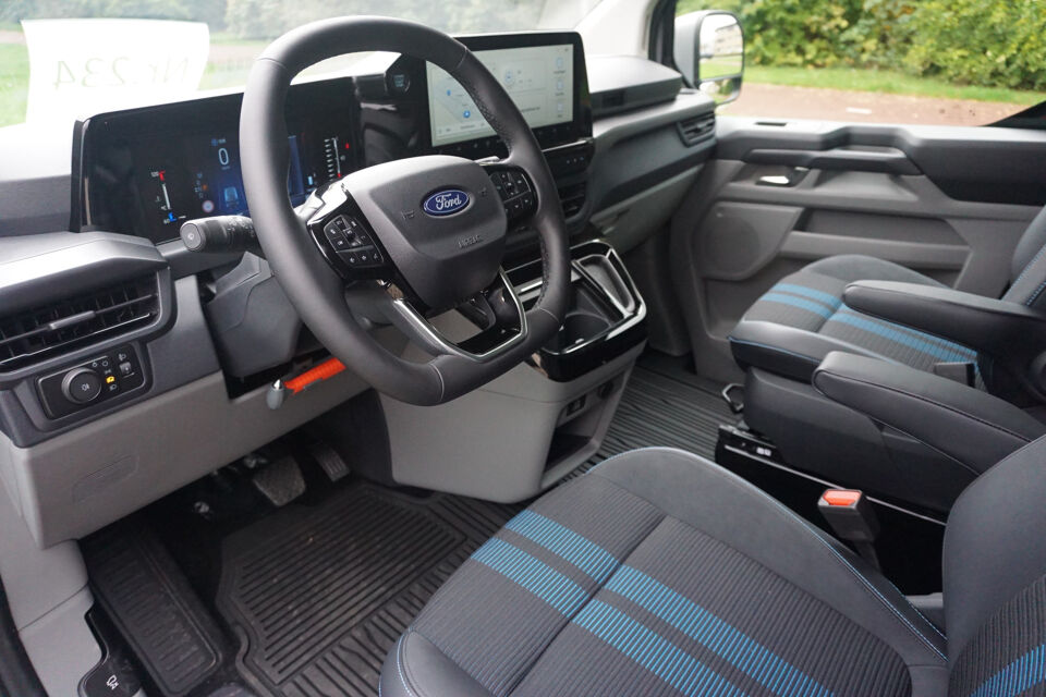 Ford Transit Custom 320S 170PK DC Sport AUT AWD BPM VRIJ!!