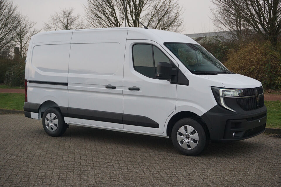 Renault Master T35 150PK Extra L2H2 BPM VRIJ!!