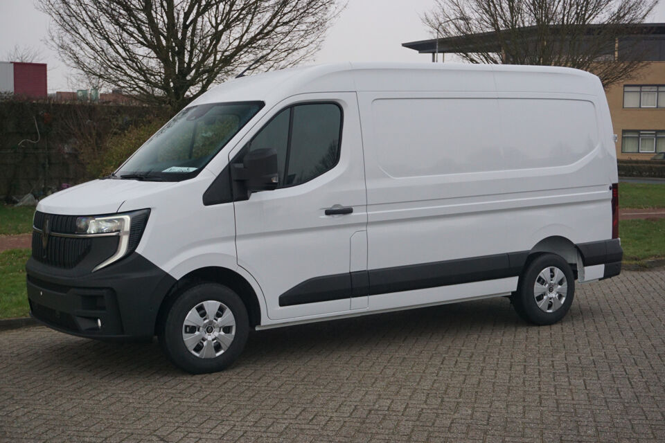 Renault Master T35 150PK Extra L2H2 BPM VRIJ!!